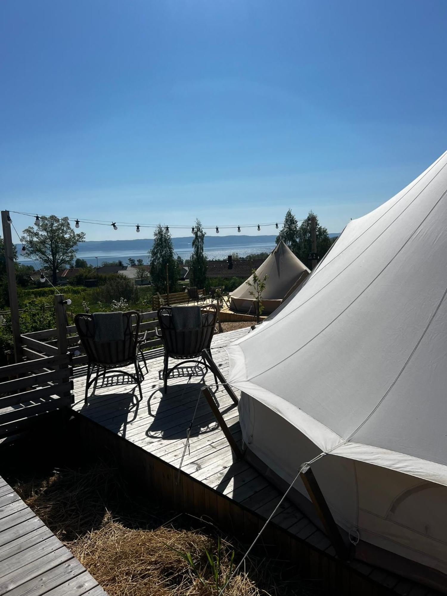 Vaettervy Glamping Hotel Habo ภายนอก รูปภาพ